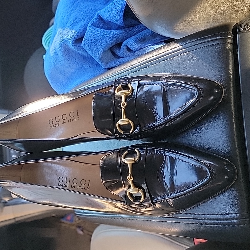 Gucci Black Leather Heels with Gold Accents